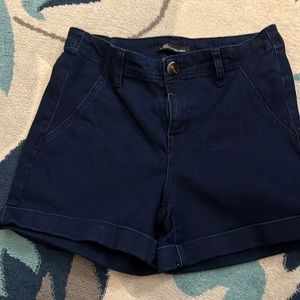 High waited stretch Jean shorts sz 10